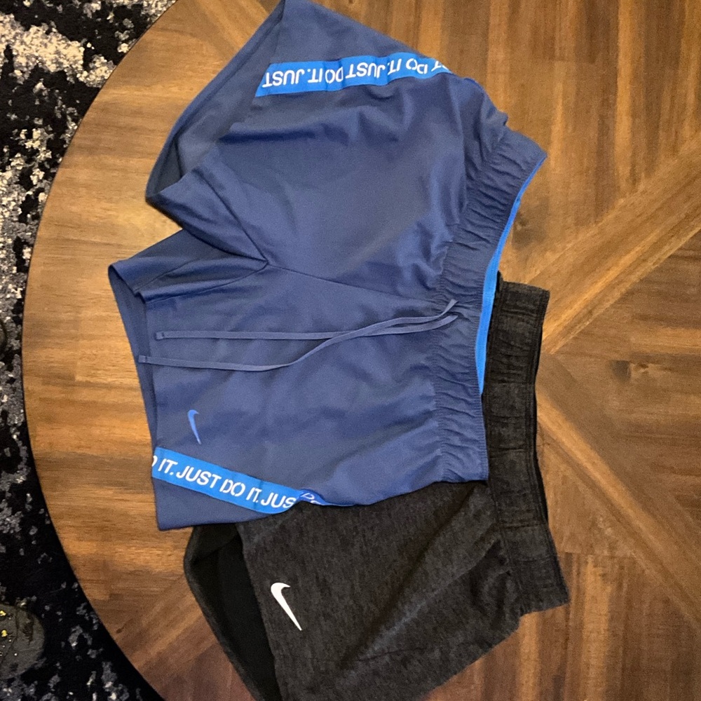 🏃‍♀️ Nike Athletic Shorts Bundle (2 Pairs) 🏃‍♀️